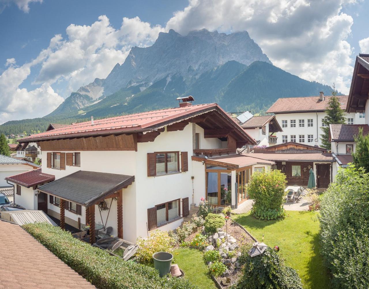 Chalet Holzerstubn Ehrwald Zewnętrze zdjęcie